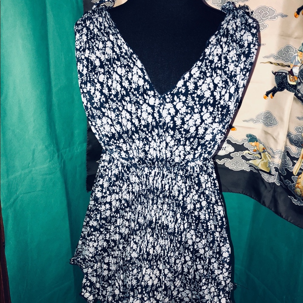 Cecice lightweight flowy top